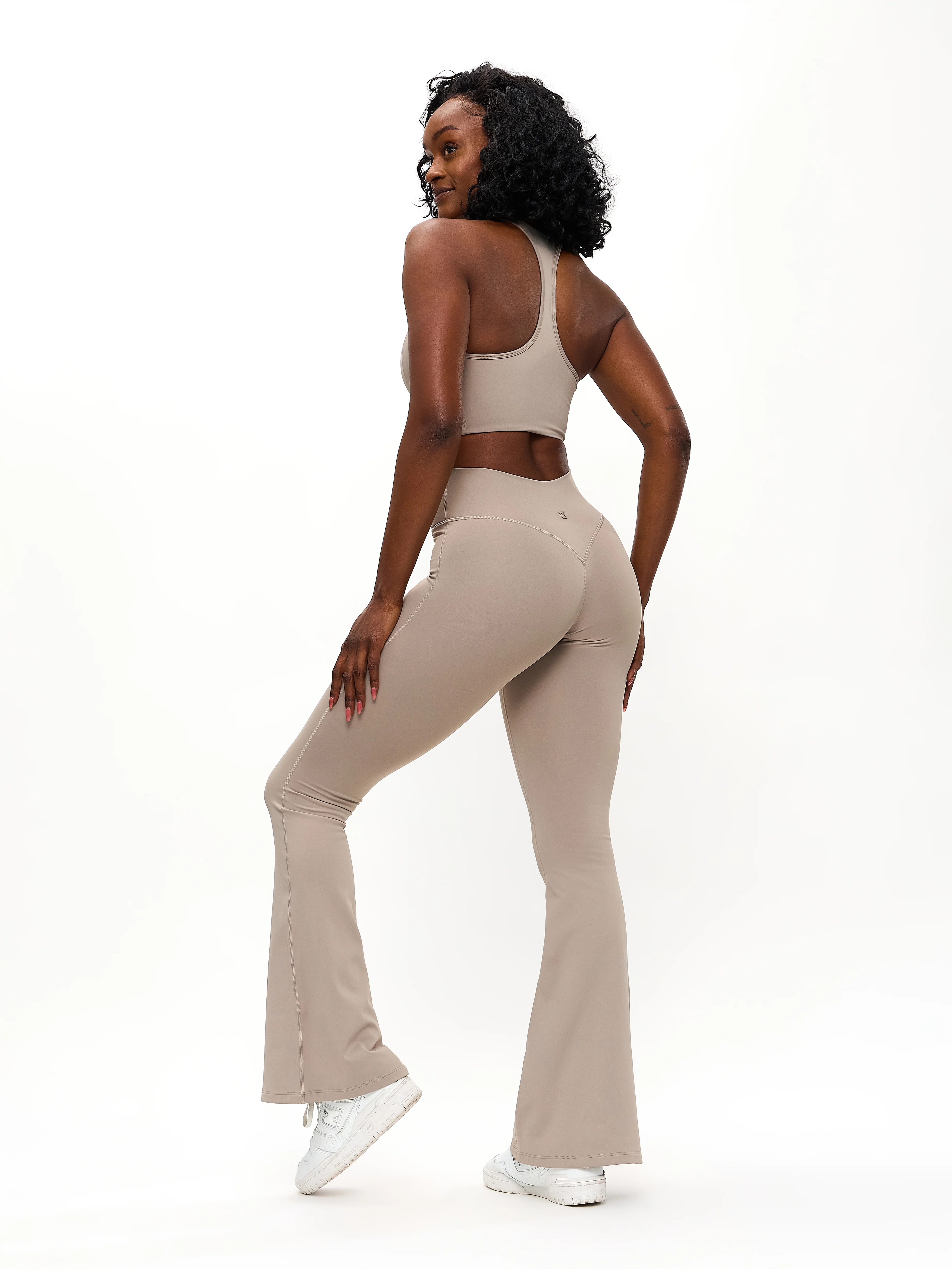 Colorado Fleece Flare Legging - Neutral - Image 4