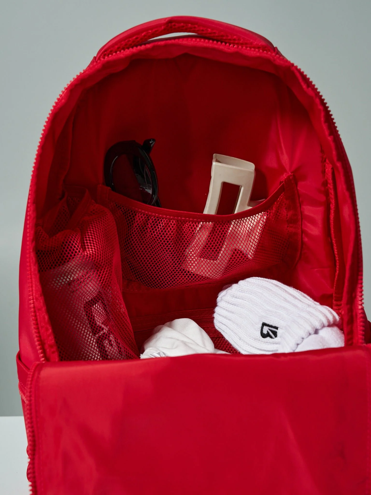 Game Changer Backpack - Lipstick Red - Image 2