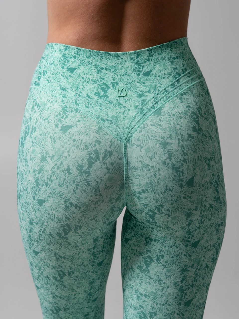 Micro Legacy Legging - Fresh Print - Image 4