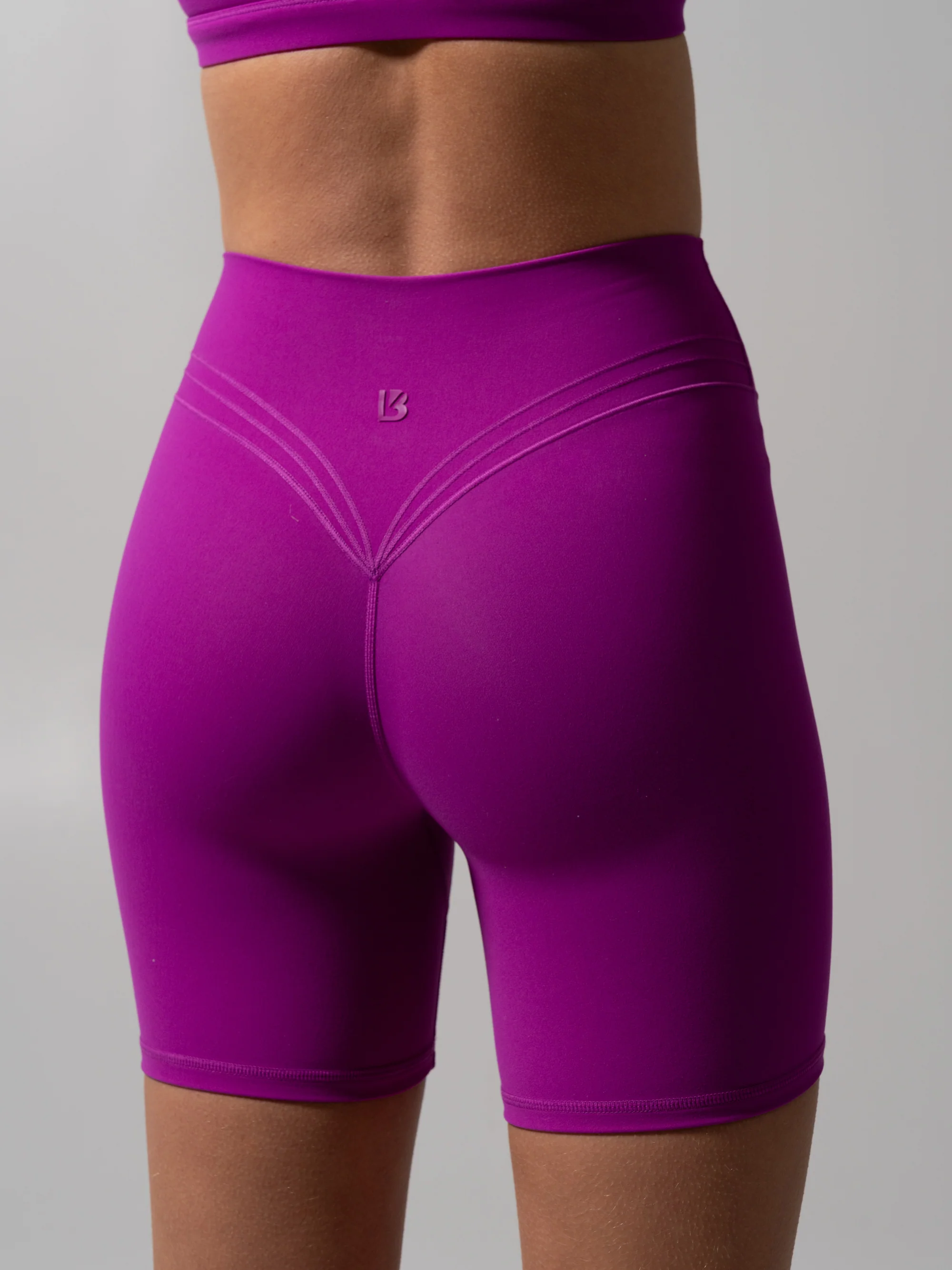 Micro Legacy Short 6" - Grape Juice - Image 5