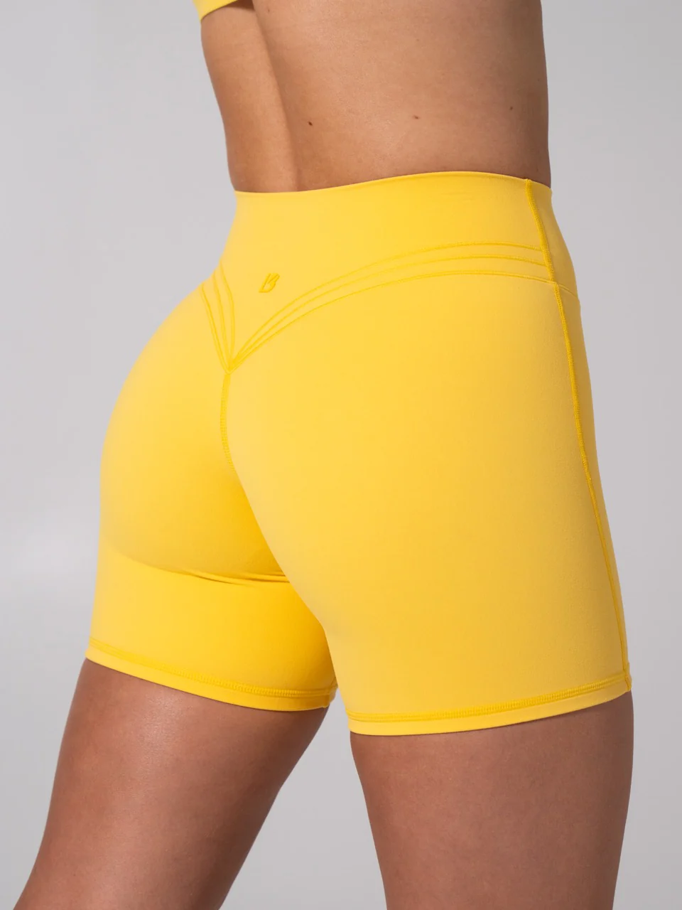 Micro Legacy Short 6" - Pineapple - Image 7