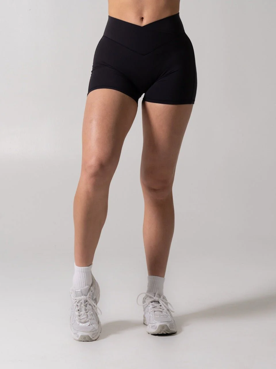 Siren Scrunch Short 5" - Onyx Black - Image 2